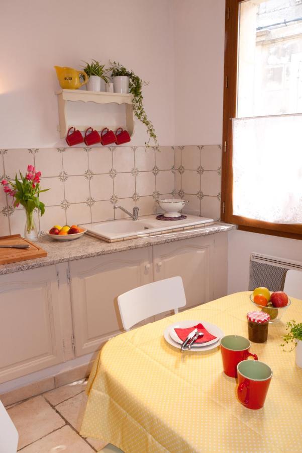 La Maison D'Eloise อาร์ลส์ ภายนอก รูปภาพ